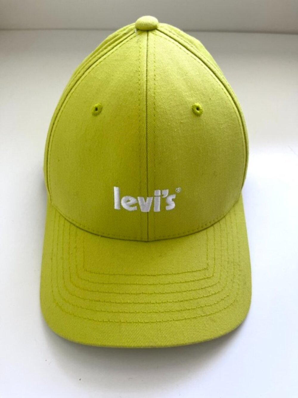 NWOT Levi's Logo Baseball Cap in Lime Green
